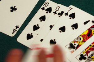Play the Dewa poker games