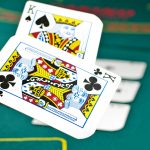 Play pokdeng card game